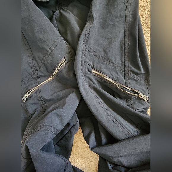 Athleta Lightweight Cargo Pant - Picture 7 of 11